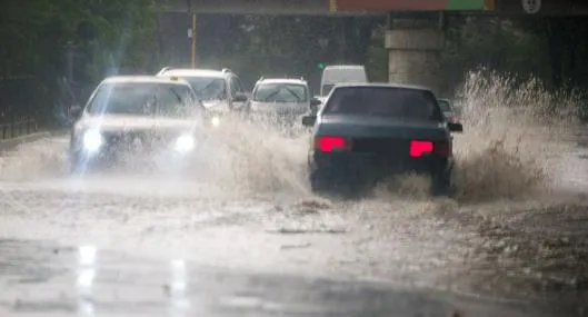 Lluvias en Medellín afectaron operaciones de aeropuerto, metrocable y tránsito