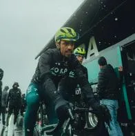 Daniel Martínez destacó y retomó el segundo lugar en Giro de Italia; así quedó la general