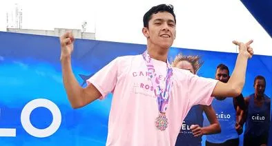 Atleta colombiano Andrés Camilo Gallo, que está cerca de récord mundial y busca apoyo.