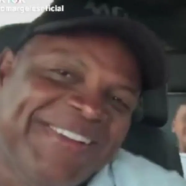 Video de Ómar Geles con sus hijos cantando en el carro, conmueven a usuarios