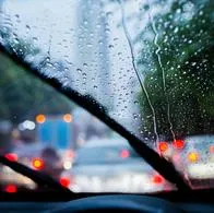 ¿Por qué se le entra el agua al carro cuando llueve? Así puede solucionarlo de forma fácil