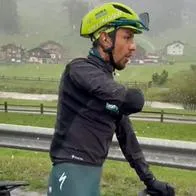 A Daniel Felipe Martínez lo dejó el bus del Bora en el Giro de Italia 
