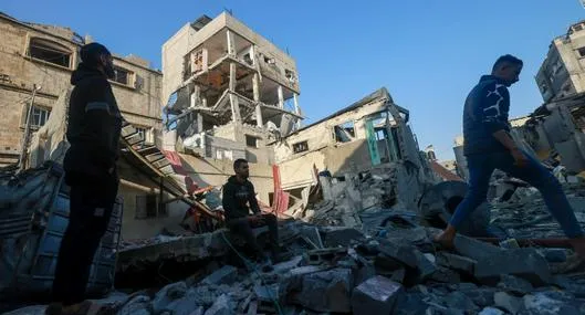 Ataque de Israel contra un campo de refugiados en Gaza deja más de 50 muertos