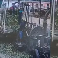 Video | Hombre murió frente a sus compañeros al ser triturado por una máquina de alimentos