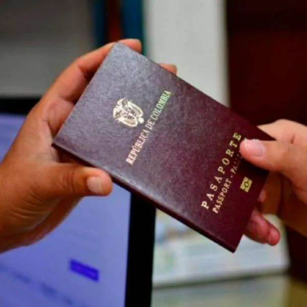 Expedición de pasaporte en Bogotá está demorado por falla en sede de Cancillería