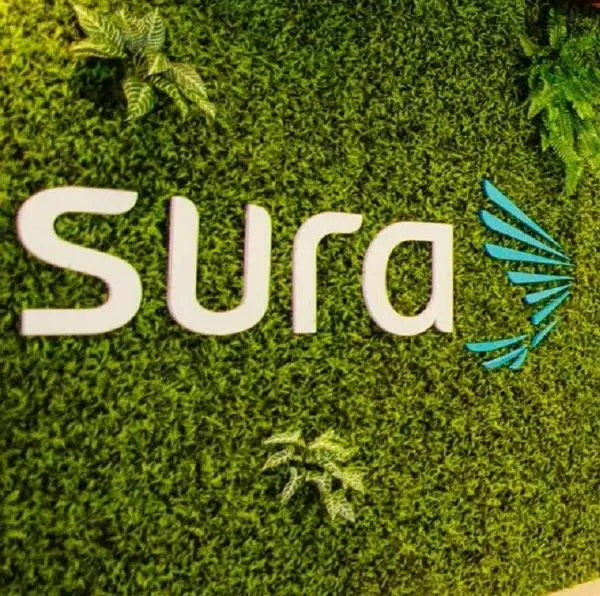 Acciones de Grupo Sura caen en bolsa tras solicitud de salida de su EPS del sistema de salud