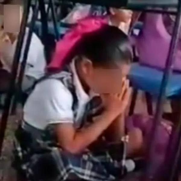 Niños cantaron y oraron mientras ilegales atacaban estación de policía en Suárez, Cauca