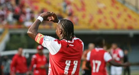 Hugo Rodallega aseguró que todavía no piensa en renovar con Independiente Santa Fe porque está enfocado en llegar a la final.