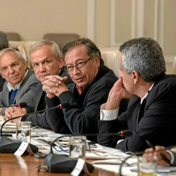 Ministros de Petro: Salud, Defensa, Educación y más, en riesgo en Colombia