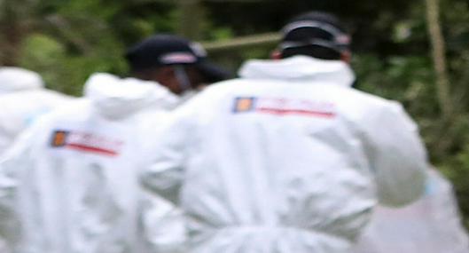 Autoridades encontraron dos cadáveres en Medellín: en una quebrada estaba el cuerpo de una mujer