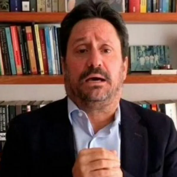 'Pacho' Santos soltó declaración irónica contra detractores por sus opiniones