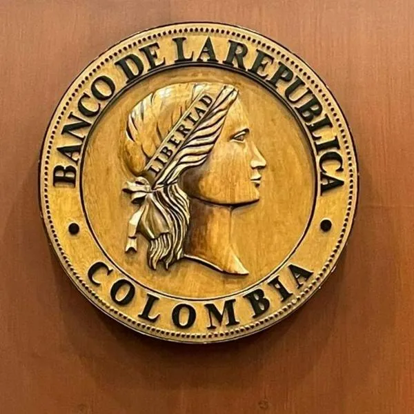 Banco de la República cae en ganancias en Colombia y preocupa a entidades