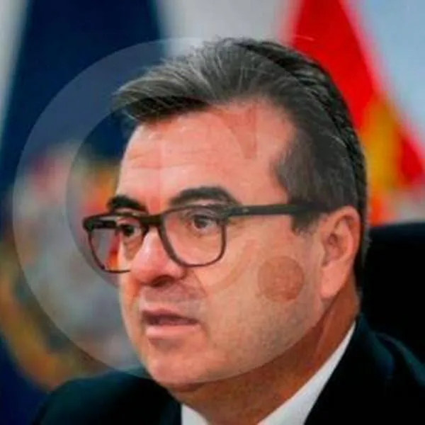 Olmedo López denunció que fue amenazado por grupos armados