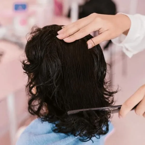 Calendario lunar de junio de 2024: revelan fechas claves para cortarse el cabello y más detalles sobre la creencia.