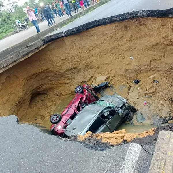 Recuperación de puente de la 30 en Barranquilla tardaría meses: gobernador
