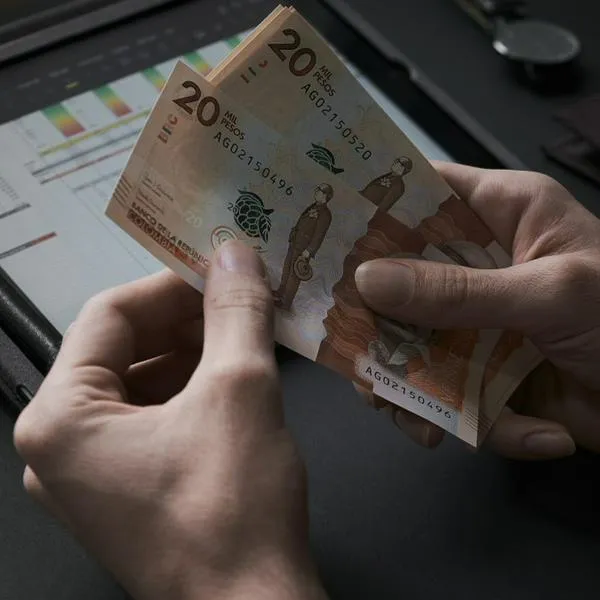 Se incluyen en la prima comisiones o bonos que recibe un trabajador en Colombia