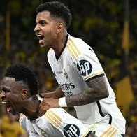 Vinicius Jr. y Rodrygo celebrando el gol del Real Madrid para quedar campeones de la Champions League contra Borussia Dortmund