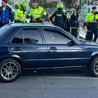 Así quedó el carro que fue atacado a tiros en la autopista Sur de Bogotá en un caso de fleteo