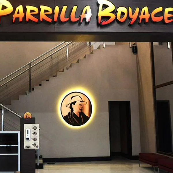 Fachada de Mi gran parrilla boyacense, uno de los restaurantes más famosos de Bogotá