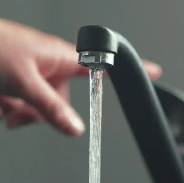 Consumo de agua en Bogotá sigue aumentando. 