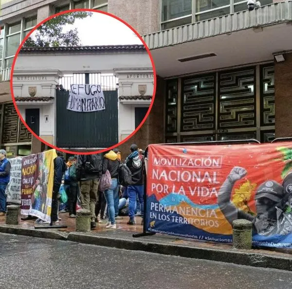 Manifestantes indígenas bloquean Ministerio del Interior y Nunciatura, en Bogotá