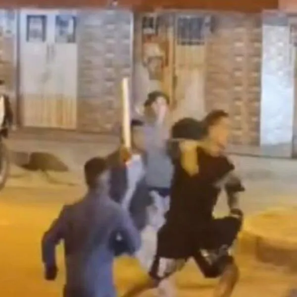 Riña en Soacha: hombres se pelearon con machete en plena vía