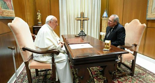 Iván Name, nombrado en escándalo de corrupción, visitó al papa Francisco