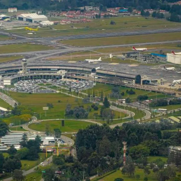 Atención: cierran el aeropuerto José María Córdova de Rionegro por fallas en su pista