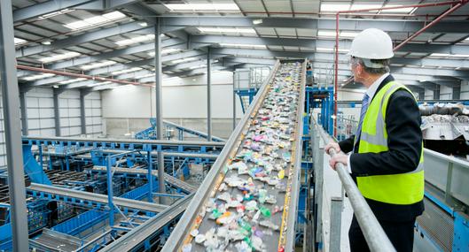 Famosa empresa fortaleció su operación en Colombia con 2 nuevas plantas en el país, que le permitirán fortalecer el negocio del plástico. 