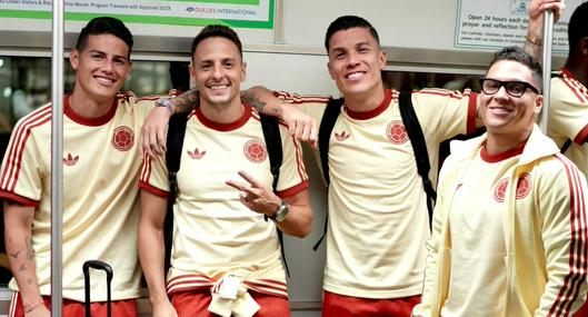 La Selección Colombia arribó a Estados Unidos entre sonrisas, buen semblante y mucha ilusión
