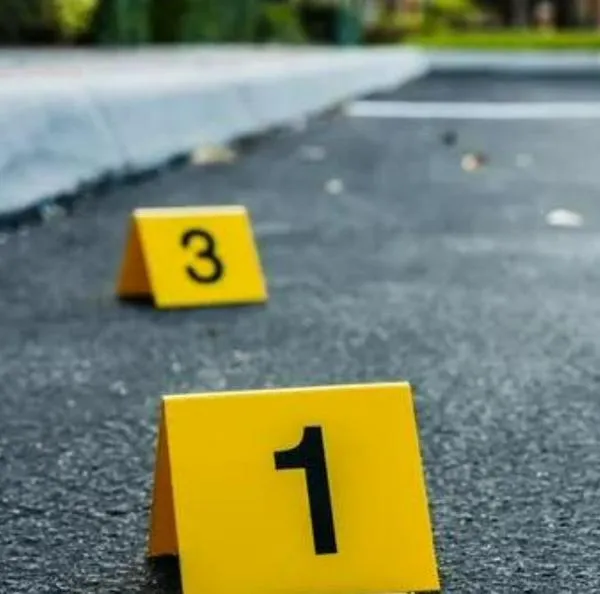 Asesinaron a otra mujer en Medellín: hombre con pasamontañas le disparó