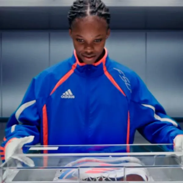 Linda Caicedo protagoniza nuevo comercial junto a Messi 
