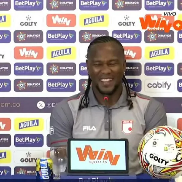 A Hugo Rodallega le hicieron jocoso comentario en rueda de prensa previa a la final y le sacaron carcajada: video y qué le dijeron