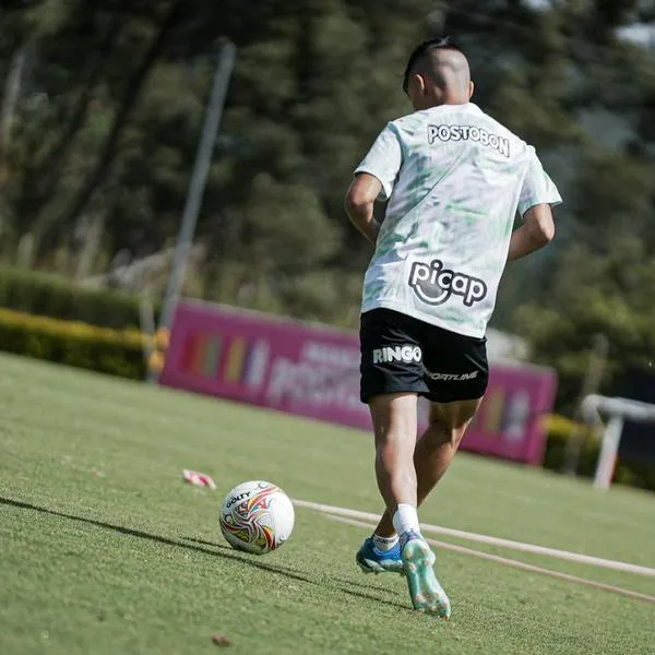 Roger Martínez ya le habría comunicado a Racing que va a hacer con su futuro: ¿se ilusiona Nacional?