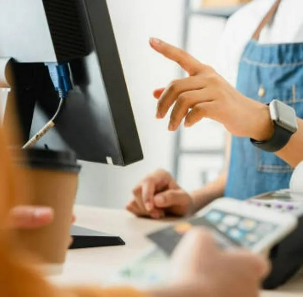 Índice de confianza del consumidor bajó, según Fedesarrollo: qué significa