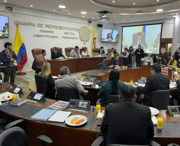 Día clave para la reforma laboral: Cámara aprueba tres artículos más del proyecto de ley