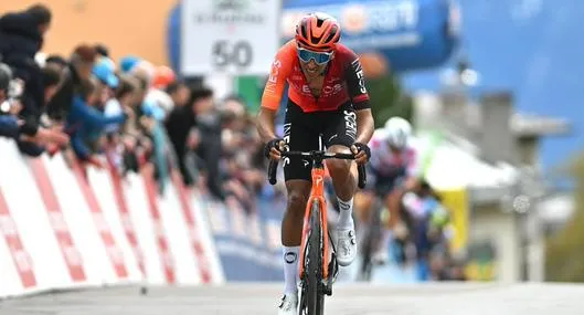 Egan Bernal se metió al top 5 del Tour de Suiza.