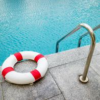 Niño de 5 años murió ahogado en piscina de una finca: padres eran mayordomos