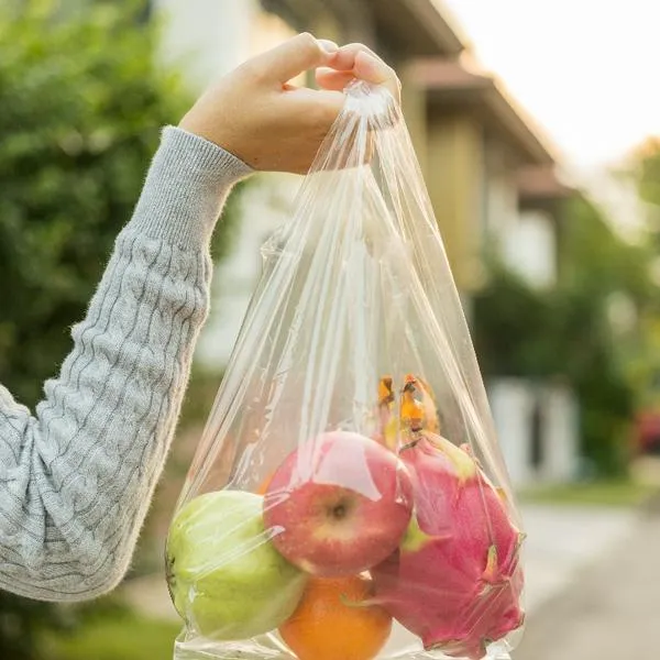 Anuncian el adiós al plástico en Colombia y varios negocios deberán hacer cambio grande en sus productos fabricados con este material. Pasarán a otros. 