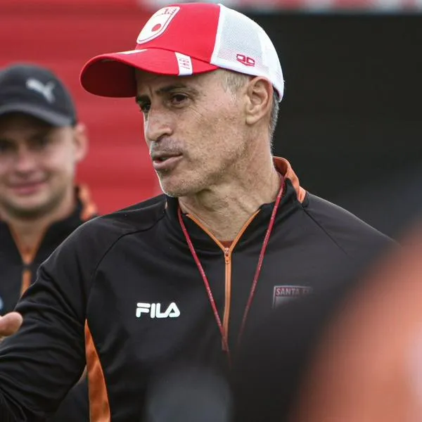 Pablo Peirano, DT de Santa Fe, cambio sede de entrenamiento y lo hará en El Campín, previo a final con Bucaramanga