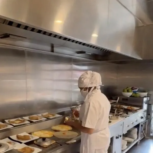 Así es el Crepes & Waffles La Noventa, que es prémium, de Bogotá; es todo un lujo con buenos precios. Le contamos más detalles.