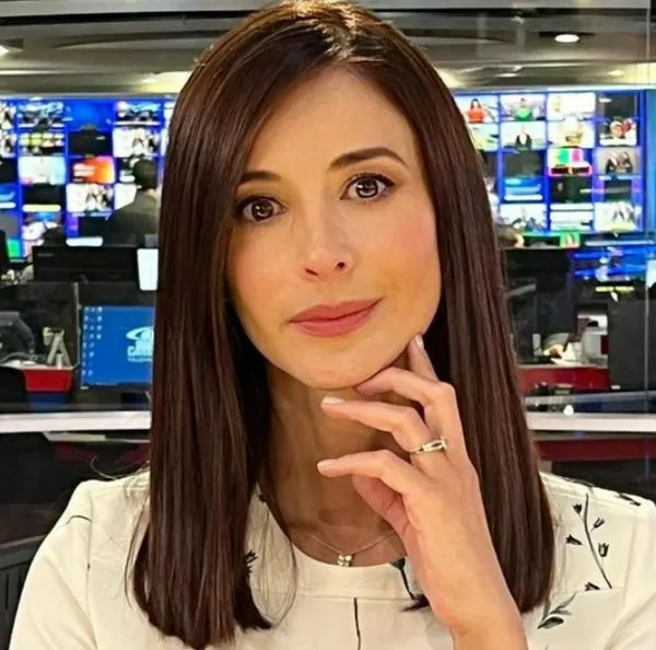 La presentadora de Caracol Televisión Alejandra Giraldo. En relación con visita de su hijo fallecido.