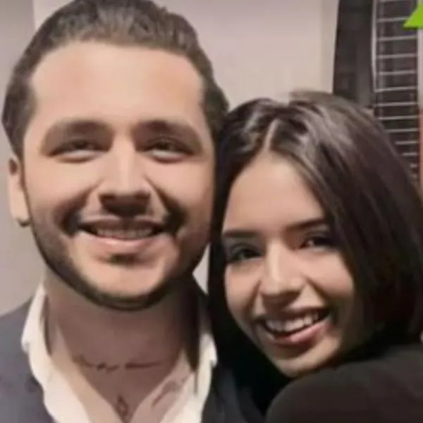 Christian Nodal estaría siendolé infiel a Ángela Aguilar, según vidente