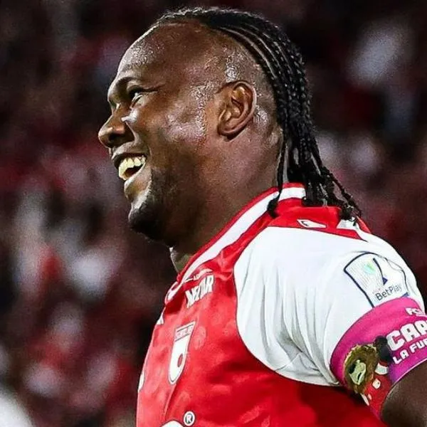 Independiente Santa Fe vs. Atlético Bucaramanga: gol de Hugo Rodallega empata final de Liga BetPlay 2024-1.