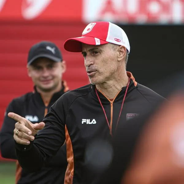 Pablo Peirano habló sobre su futuro con Santa Fe. 