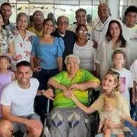Murió la abuela de Falcao García en Santa Marta y el 'Tigre' alcanzó a verla hace una semana. La señora falleció a sus 89 años debido a problemas de salud.