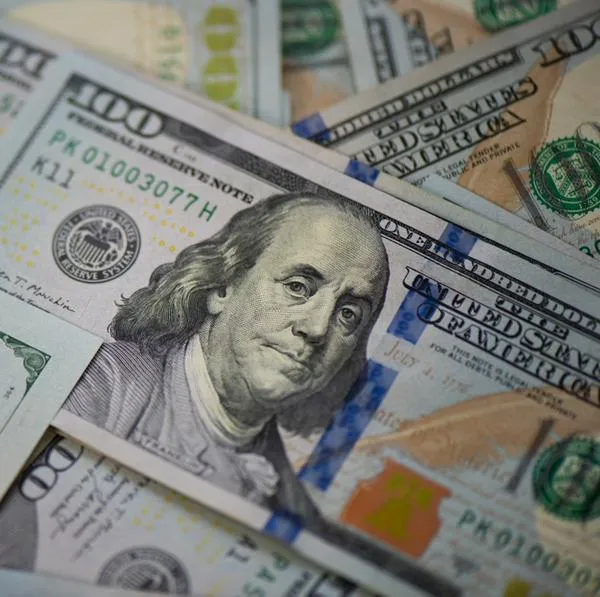 Dólar en Colombia sigue su camino hacia los $ 4.200 y hoy volvió a subir