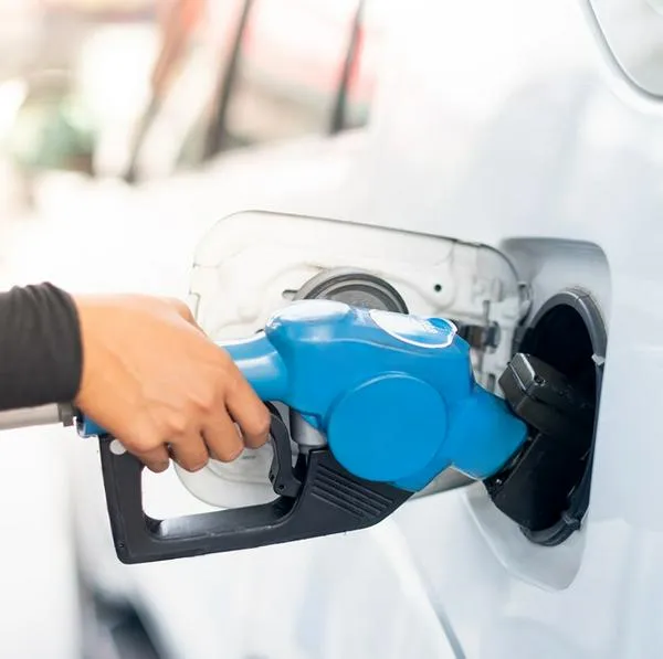 ¿Qué es más peligroso un tanque de gasolina lleno o vacío?
