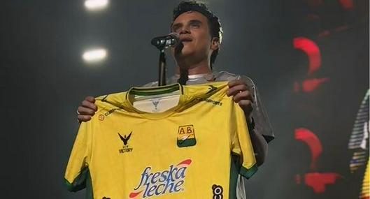 Silvestre Dangond reaccionó en concierto sobre victoria del Atlético Bucaramanga
