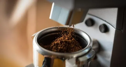 Imagen de molino de café por noticia sobre nuevo plan de empresarios para incentivar el consumo